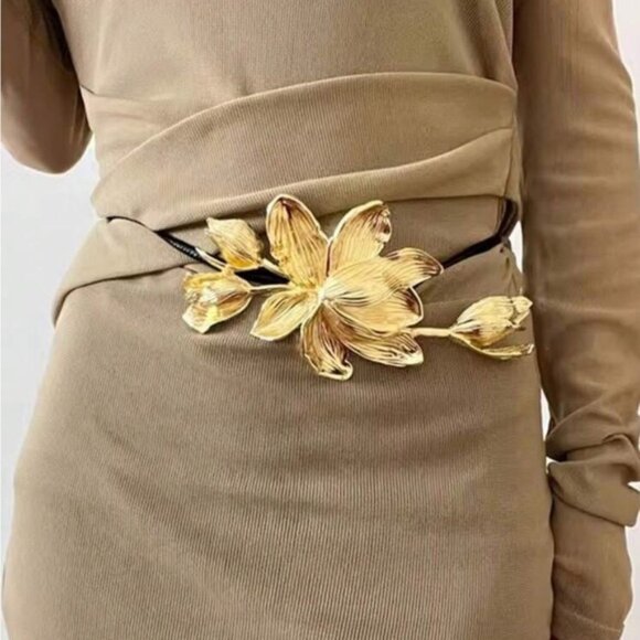 Gold Floral belt Q341 main image 4